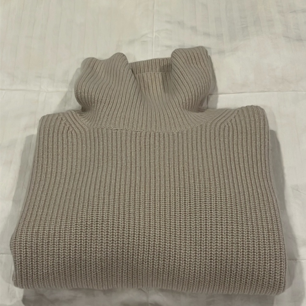 J.Crew Wool/Cashmere Sweater Size Small